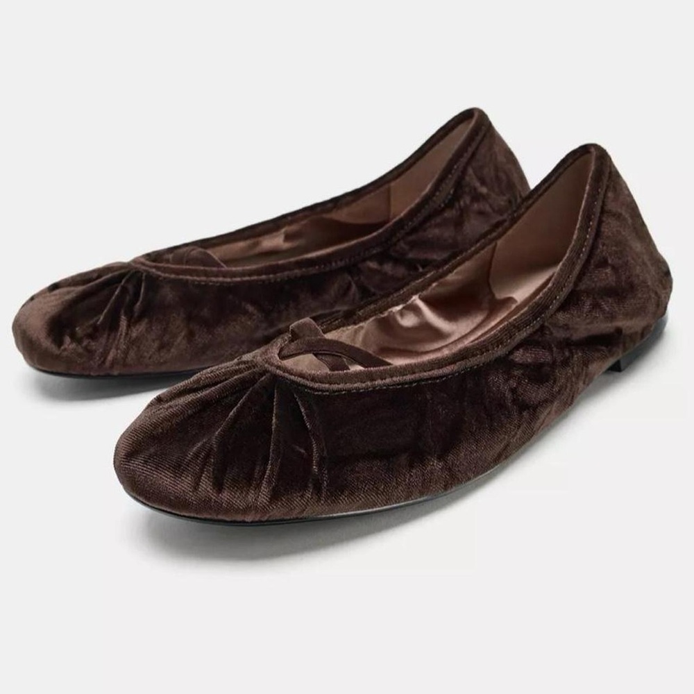 NWT Zara Velvet Strappy Ballet Flats in Chocolate Brown - 7.5